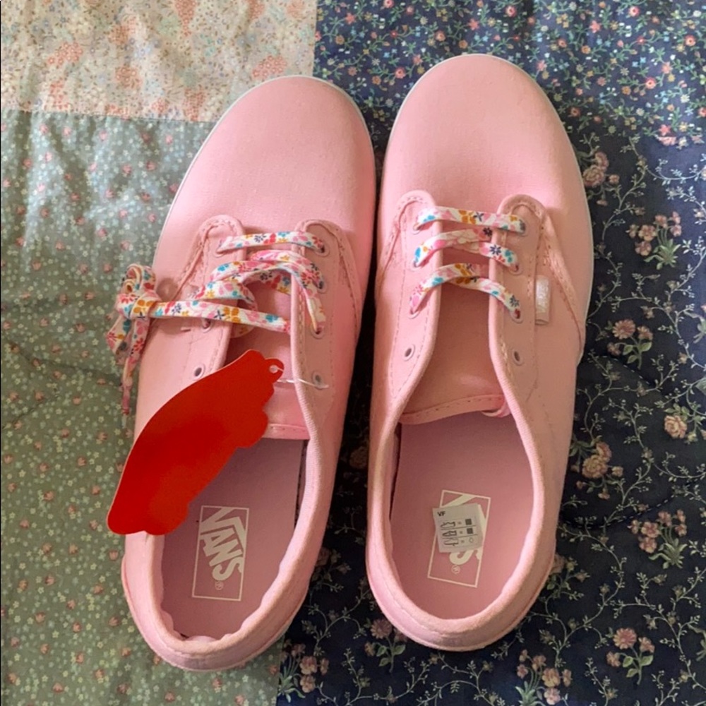 Vans shoes - Picture 3 of 4